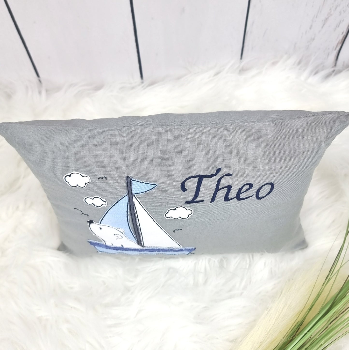 Kissen mit Eisbär und Segelboot | Name und Geburtsdatum | verschiedene Größen