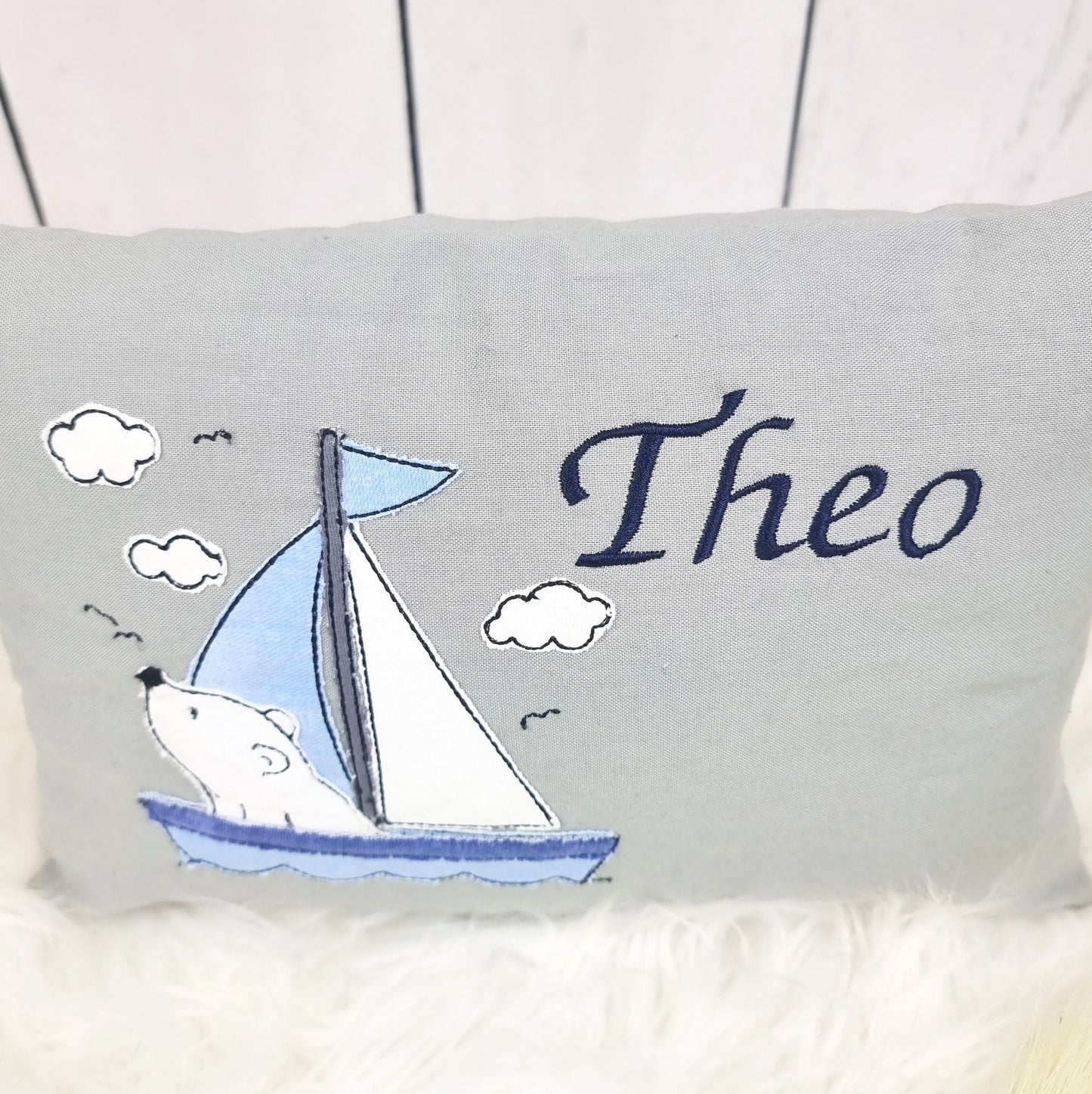 Kissen mit Eisbär und Segelboot | Name und Geburtsdatum | verschiedene Größen