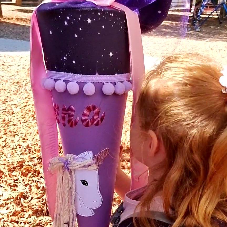 Schultüte passend zum Ranzen Sky Rocket von Step by Step | Leuchtet im Dunkeln | Zuckertüte 70 cm bestickt | Einschulung | mit Anhänger