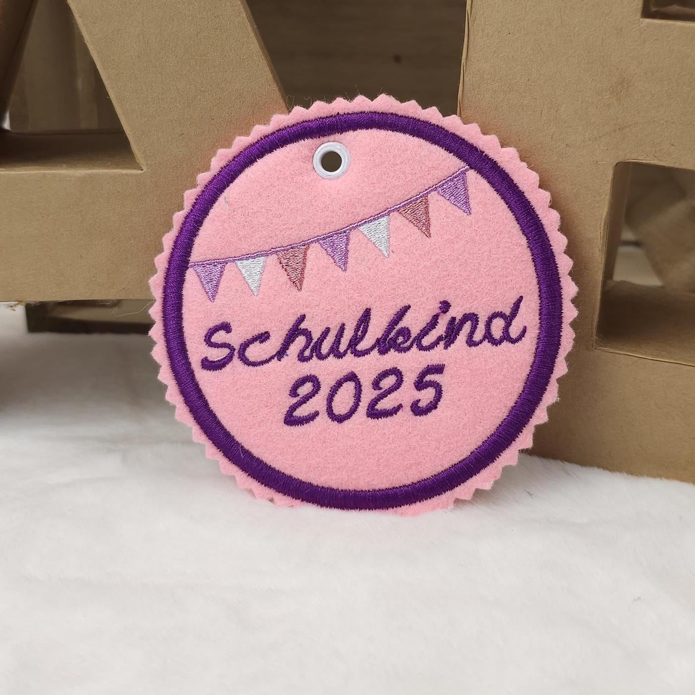 Schultüten Anhänger | rosa | Einschulung | Schulkind 2025 | Button Anhänger | Schultüte Zubehör | inklusive Band