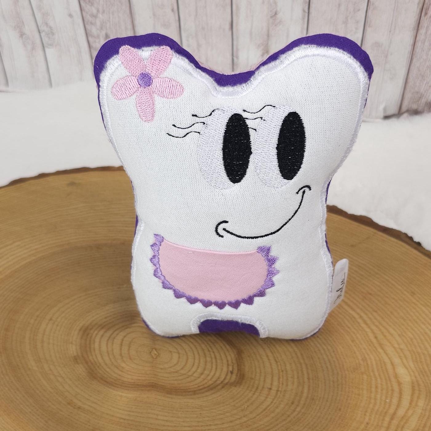 Zahnfeekissen Zahn mit Tasche lila | 18cm x 13cm | Zahnfee Kissen | Wackelzahn | Geschenkidee für Kinder | Zahn Kissen