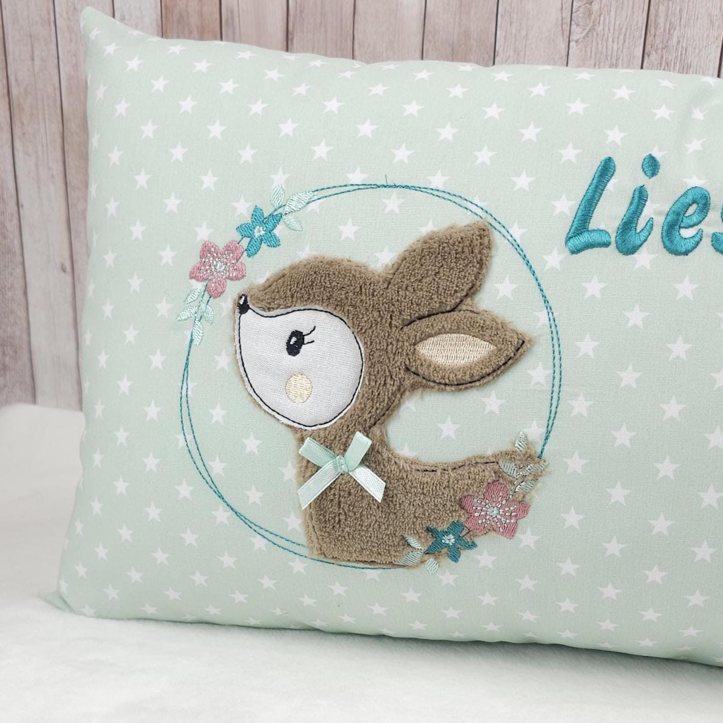 Kissen mit Rehkitz | Name und Geburtsdatum | Taufkissen | Kuschelkissen | Dekokissen