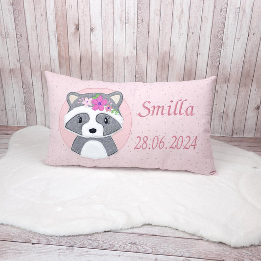 Kissen mit Waschbär | Name und Geburtsdatum | Taufkissen | Kuschelkissen | Dekokissen