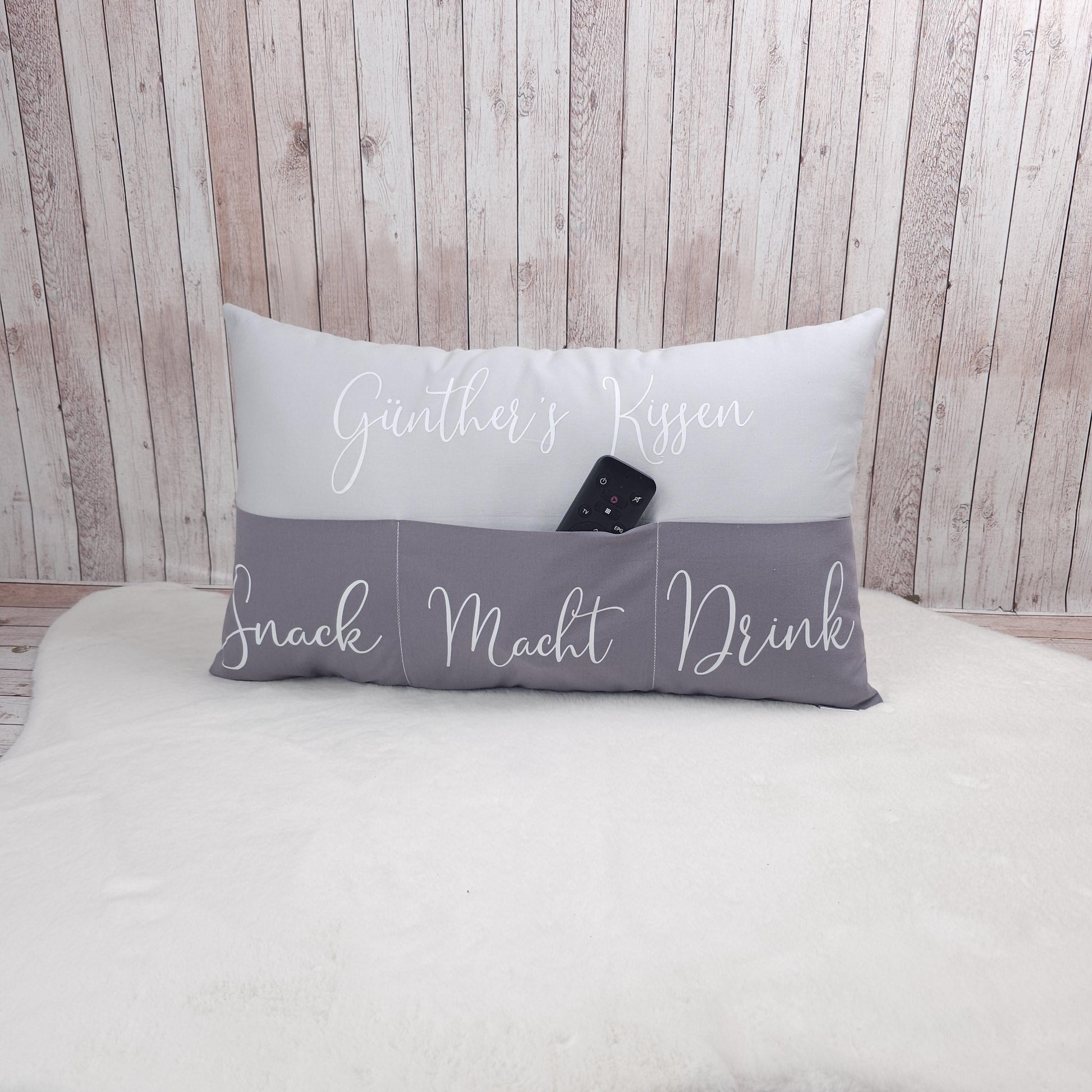 Chefplatz Kissen | Geschenkidee | Sofakissen | Kissen mit Einstecktaschen 40x25cm