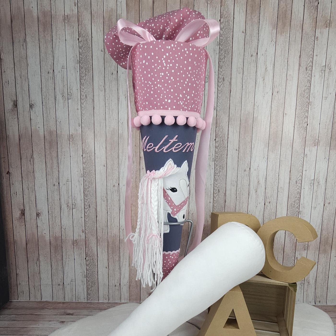 Schultüte mit Name | Pferdekopf | dunkelgrau/mauve Tupfen | Einschulung | personalisierte Zuckertüte | Schultüte aus Stoff | Kissen