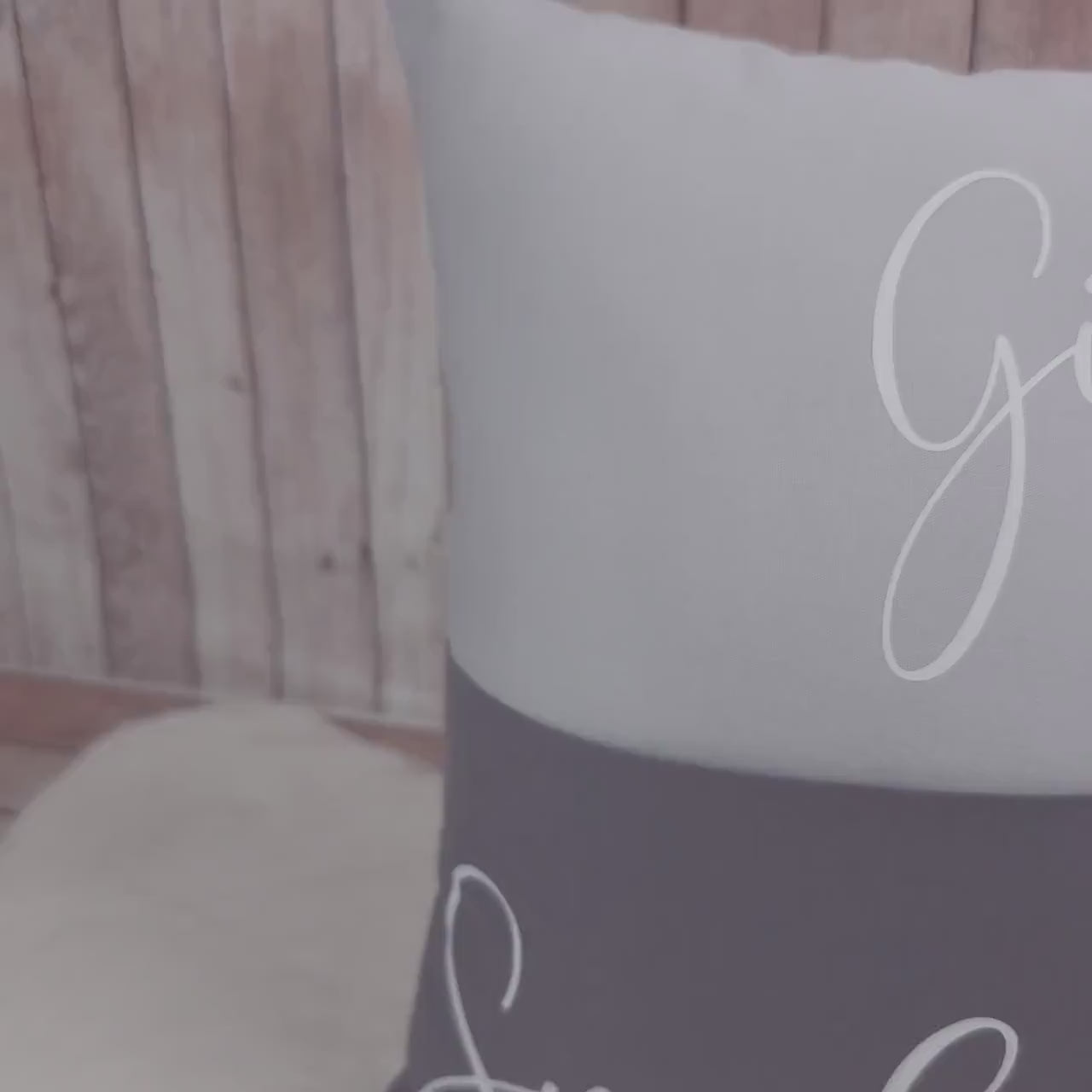 Chefplatz Kissen | Geschenkidee | Sofakissen | Kissen mit Einstecktaschen 40x25cm