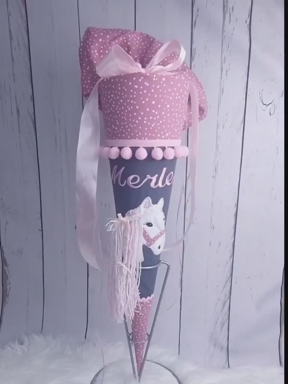 Schultüte mit Name | Pferdekopf | dunkelgrau/mauve Tupfen | Einschulung | personalisierte Zuckertüte |  Schultüte aus Stoff | Kissen